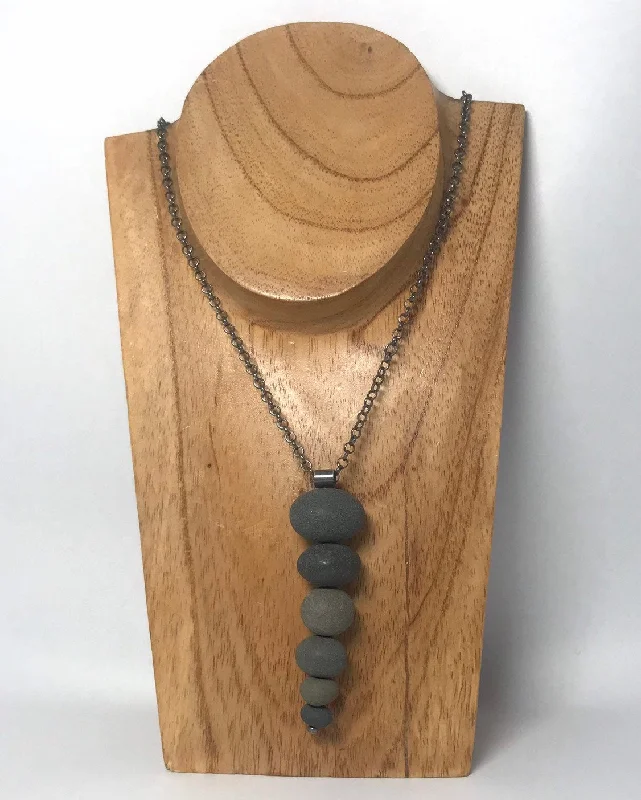 Stylish Heart Necklace-Big Stacked Rock Necklace