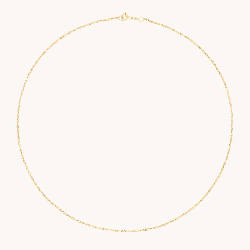 Elegant Crystal Necklace-Bold Astrid Chain Necklace in Solid Gold