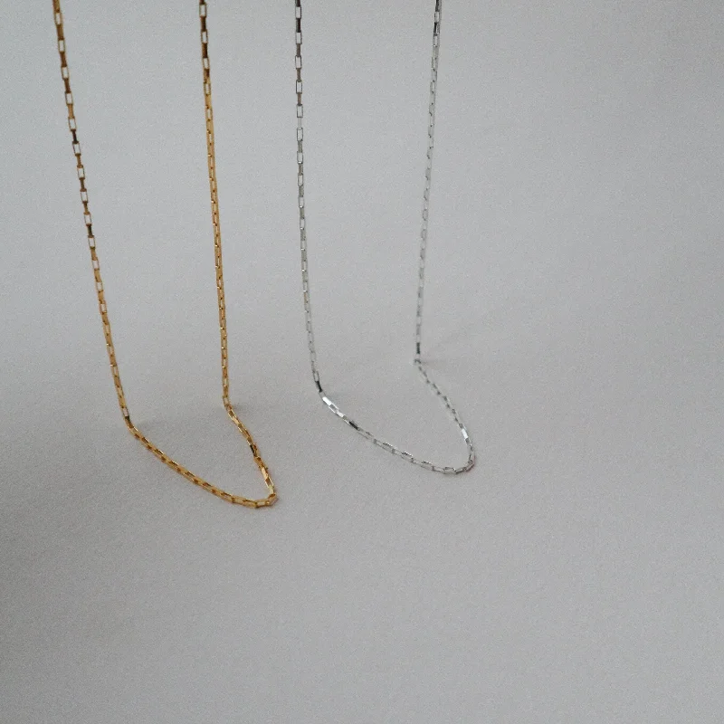 Pearl Drop Necklace-Boxy Boxy 18" Chain