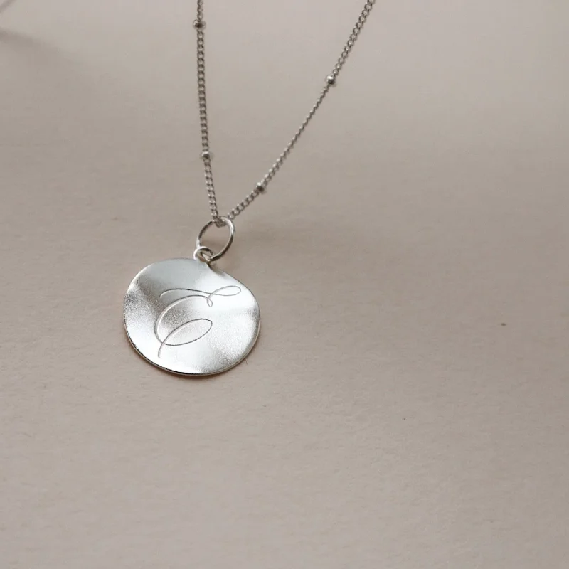 Classic Pearl Pendant Necklace-White 'Dreamer' Pendant Engraved Necklace